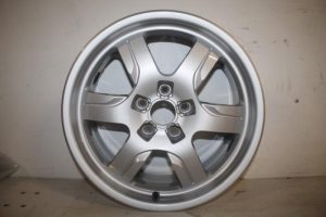 17807423 – 8T0601025B – Velg