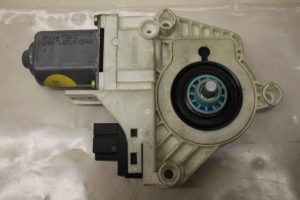 17797266 – 4F0959802A – Fenstermotor Tür