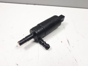 18400393 – 1J0955681 – Ruitensproeierpomp voor