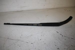 17815894 – 4F1955408B – Front wiper arm