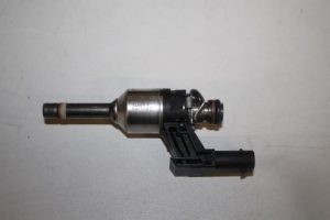 17826792 – 03F906036B – Injector (benzine injectie)