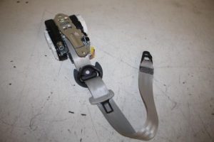 17812813 – 4H0857705ADBJ – Veiligheidsgordel links-voor