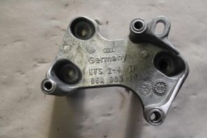 17787521 – 06A903103 – Steun (diversen)