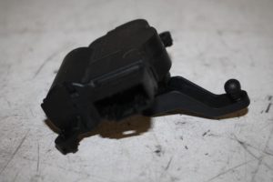 17814806 – 7L0907511AP – Heater valve motor