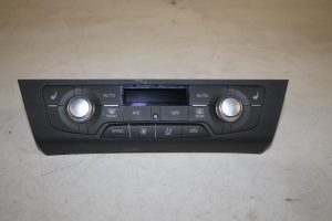 17818524 – 4G0820043CD5PR – Climatronic Panel