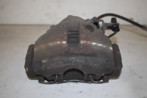 17827556 – 8E0615124A – Bremszange rechts vorne