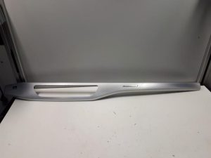20224975 – 8W1853190ACWG1 – Dashboard sierlijst