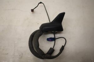 17796563 – 4E0035503P – GPS antenna