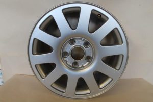 17789933 – 4A0601025PZ17 – Felge