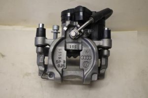 17797939 – 8V0615423 – Bremszange links hinten