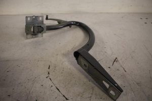 17812864 – 4H0827300D – Scharnier Achterklep