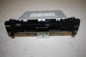 17812176 – 4G1035182C – Regelunit Multi Media