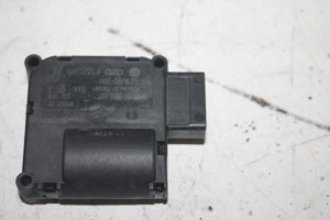 17806849 – 4F0820511A – Kachelklep Motor