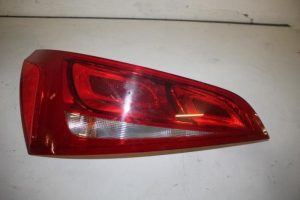 17826646 – 8R0945093 – Achterlicht links