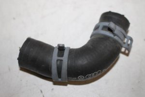 17829851 – 420819375 – Kühlerschlauch