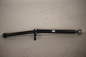 17809602 – 8W0521101C – Zwischenachse