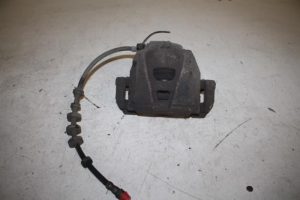 17806979 – 8K0615123C – Bremszange links vorne