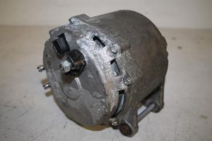 17808042 – 079903015P – Dynamo