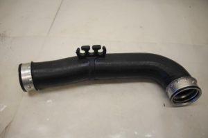 17801387 – 1K0145838C – Intercooler Slang
