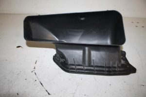 17810703 – 4G1819904A – Luchtgeleider