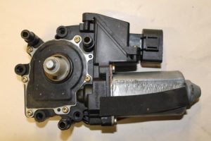 17787061 – 4D0959801D – Door window motor