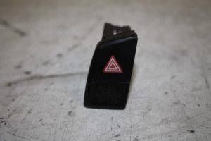 17813621 – 8R2941509BV10 – Panikbeleuchtung Schalter