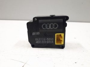 20512550 – 4D0820511A – Heater valve motor