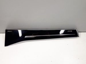 19393407 – 4M8857720FV58 – Armaturenbrett Zierleiste