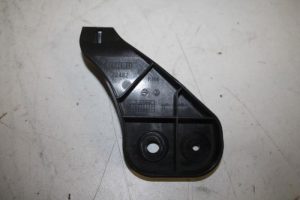 17819214 – 8V5807330A – Steun (diversen)