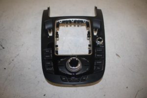 17806204 – 8T0919611WFX – Regelunit Multi Media