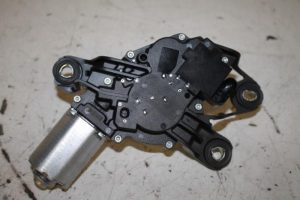 17816545 – 5K6955711A – Rear wiper motor