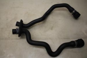 17796596 – 8K1819350CK – Kühlerschlauch