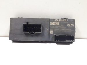 18965558 – 5Q0959107P – Module achterklep motor