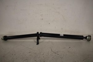 17815308 – 8W0521101C – Zwischenachse