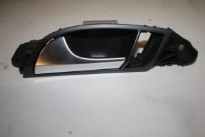 17825752 – 4L0837019H77 – Portiergreep 4Deurs links-voor