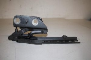 17817520 – 4E0823302F – Motorkap Scharnier