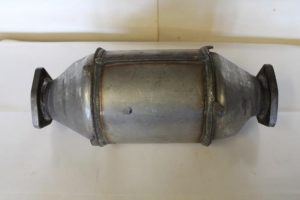 17792644 – 4A0131089DX – Katalysator