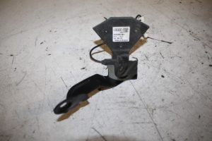 17813106 – 4G0035525A – Steun (diversen)