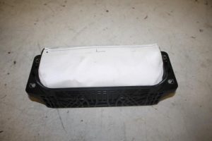 17824717 – 81A880204D – Airbag rechts (Armaturenbrett)