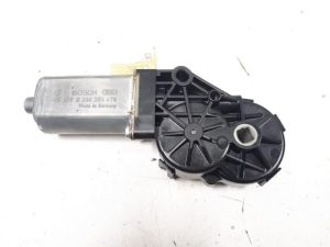 20446173 – 5N0959762A, 0390203470 – Sitzmotor