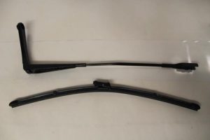17794907 – 8F19554081P9 – Front wiper arm