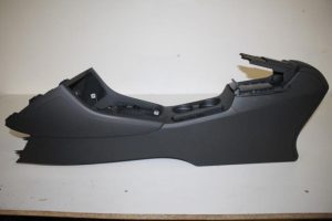 17802631 – 8U1863244B6PS – Mittelkonsole