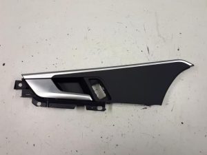 18952769 – 8W0959521A6PS – Portiergreep 4Deurs links-voor