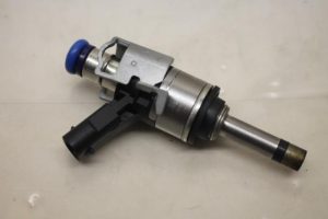 17800444 – 06C906036C – Injector (benzine injectie)