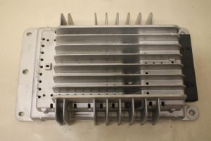 17801876 – 8P4035223C – Radioverstärker