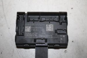 17824863 – 8W0959592H – Centrale Deurvergrendelings Module