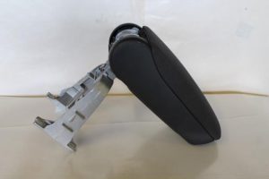 17792079 – 4F086424517C – Armlehne