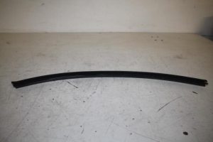 17807585 – 8R0837480B – Türleiste