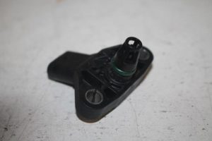 17806605 – 038906051J – Sensor (overige)