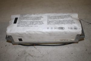 17807035 – 8E0880204C – Airbag rechts (Dashboard)